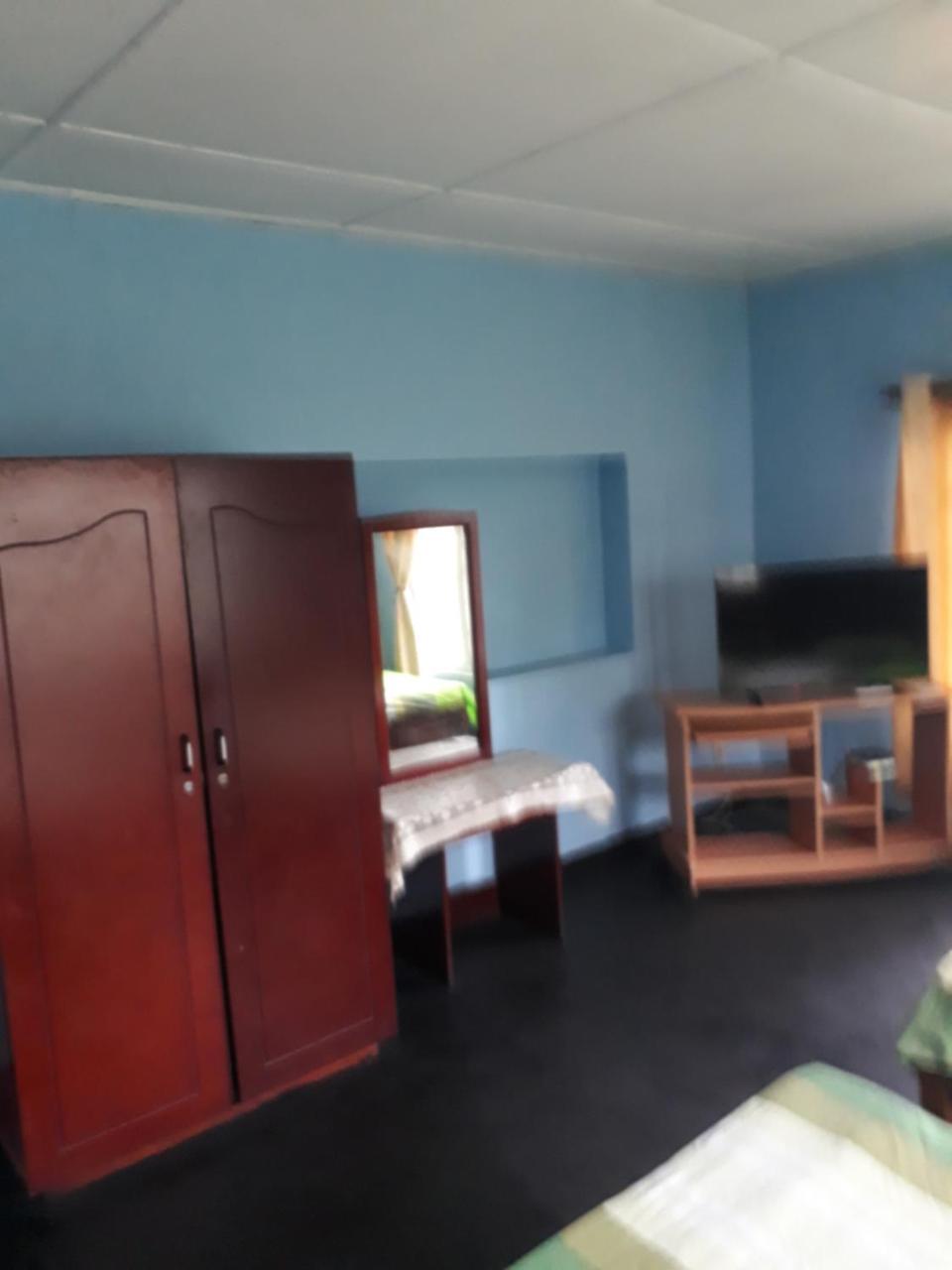Hotel Rainyfreindz Nuwara Eliya Exterior foto